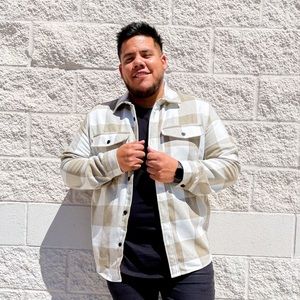 Meet your Posher, Leonel